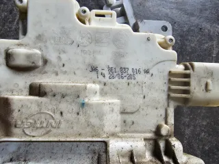 Audi A4 B7 Cabrio Türschloss Schloss Tür vorne Zentralverriegelung rechts 8E1837016AA - Bild 3