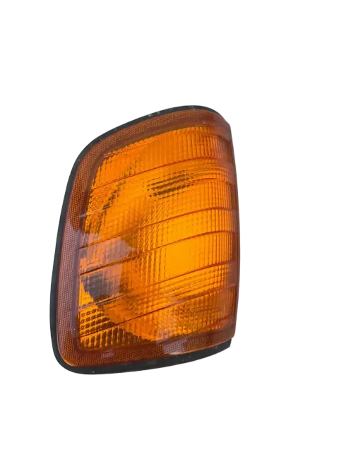 Background image for Blinker Blinkleuchte vorne links für MERCEDES-BENZ  124 A1248260043 1305233106