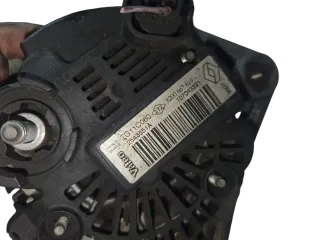 Renault Megane 2 - Lichtmaschine Generator 8200667619 - Bild 3