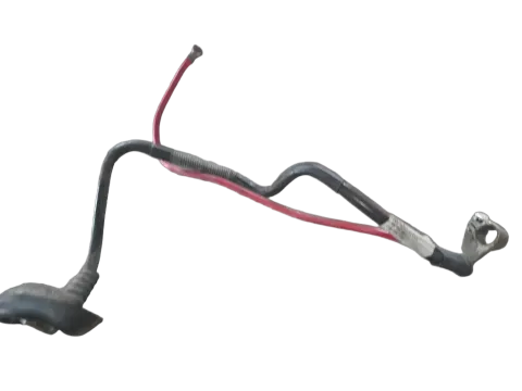 Background image for VW Golf 5 / 6 / A3 8P Kabelbaum Kabel Batterie Plus Pol Anlasser DSG 1K0971228M