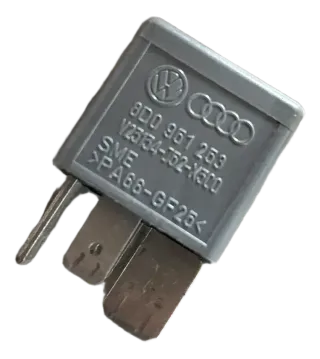 Audi A4 B5, A6 4F Arbeitskontaktrelais „370“ 8D0951253 - Bild 3