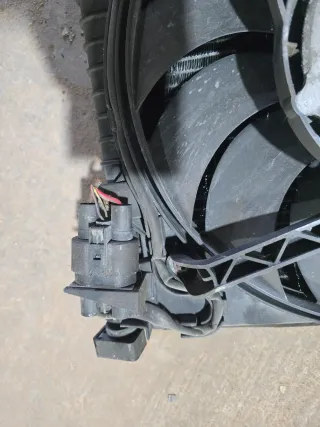 VW PHAETON 3D Kühlerlüfter mit kühler 3D0121191E - Bild 3