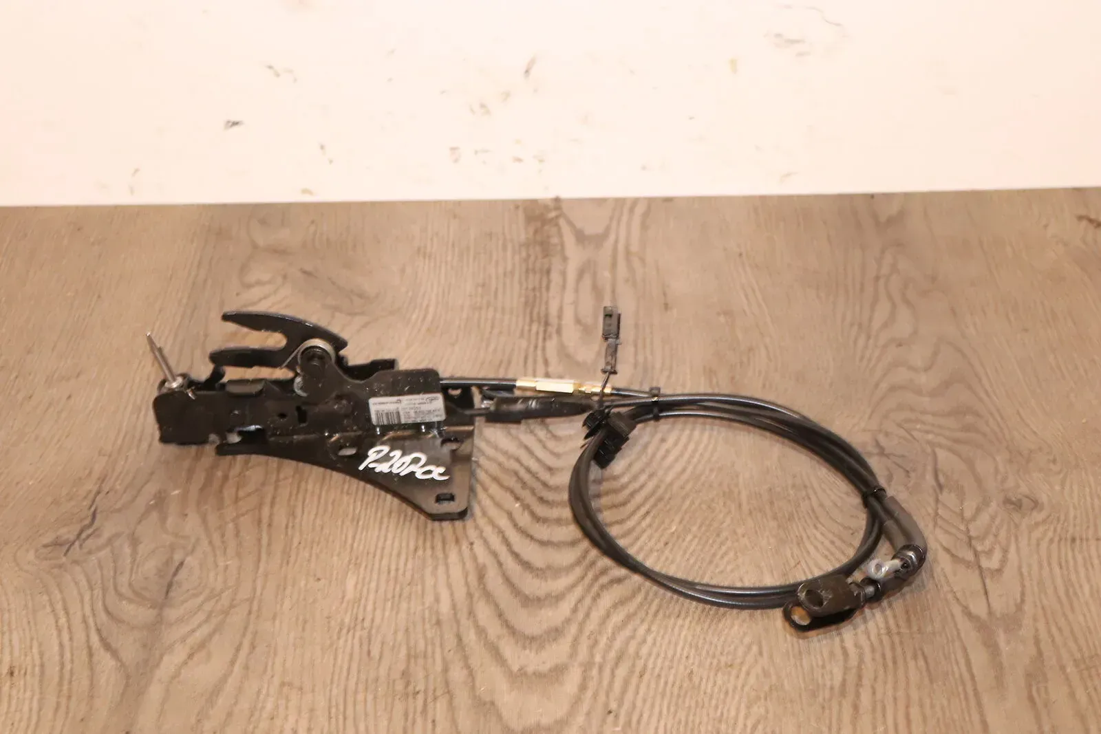 Peugeot 207CC Verriegelung Dach Schloß hinten links 98556A01 9680079580 - Bild 1