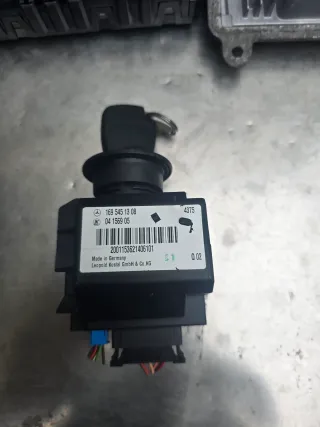 Mercedes-Benz A170 W169 Motorsteuergerät Satz A2661533179 - Bild 2