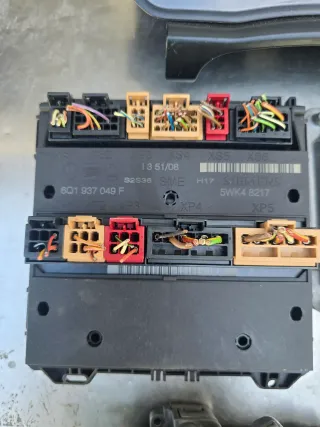 Motorsteuergerät  Set  VW Polo 9N3  1,2l 51kw BZG  03E906023B - Bild 3