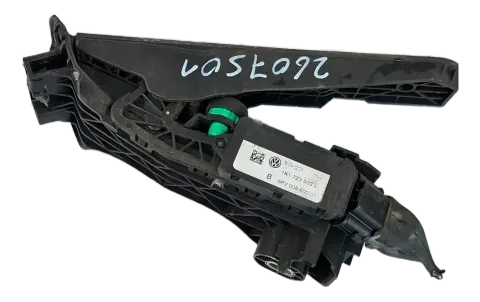 Background image for Pedalwerk/Gaspedal/Gaspotentiometer 1K1723503L VW PASSAT VARIANT (3C5) 2.0 TDI