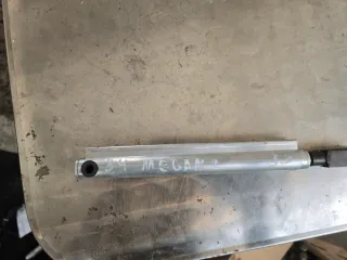 Hydraulikzylinder Heckklappendämpfer Renault Megane 2 II Leitung : 33-34 - Bild 1
