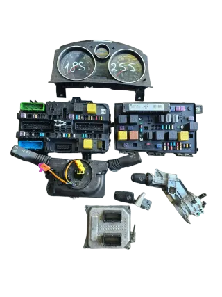 Motor Steuergerät Set 12992406 Opel Astra H 1.8 103kW 140PS - Bild 1