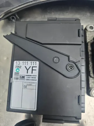 Z10XEP Motorsteuergerät Satz 0261208393 Opel  Corsa 1.0 60PS - Bild 3