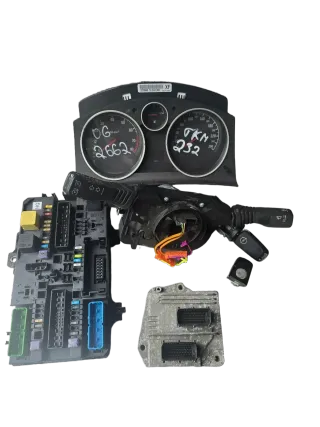 Opel Astra H 1.6 Z16XEP  Motorsteuergerät Set 55561172 - Bild 1