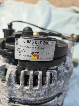 VW Golf 4 1J  Lichtmaschine BOSCH 0986047250 - Bild 5