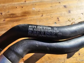 Mercedes-Benz SLK R171  Kühlleitung Kühlschlauch A1718300124 Benzin - Bild 4