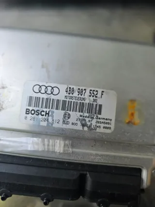Audi A6 Avant 2.4 Automatik  Steuergerät Set Einspritzung 4B0907552F - Bild 4