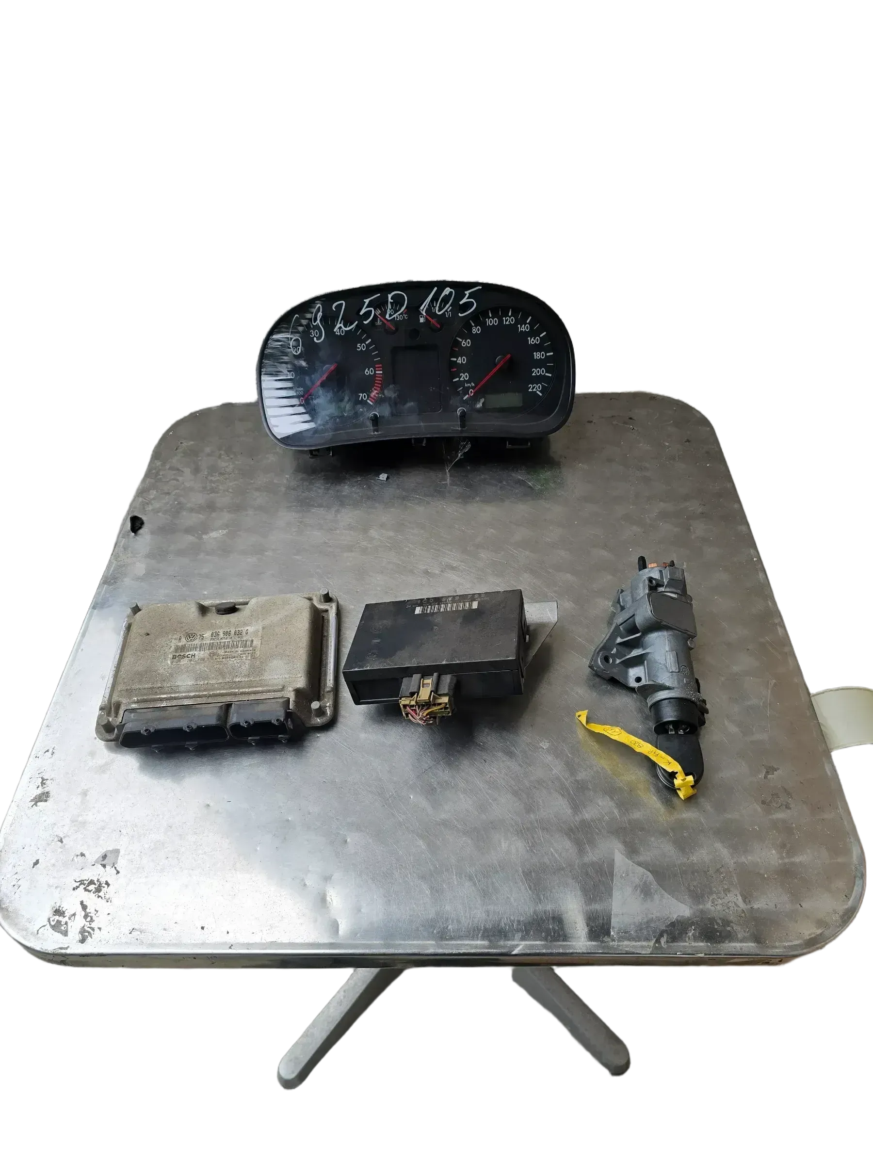 Steuergerät Motor Komplettset für VW Golf 4 036906032G 105 - Bild 1