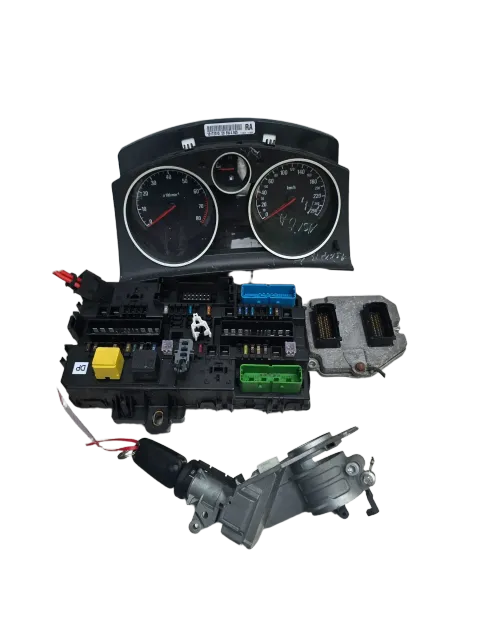 Background image for Motorsteuergerät Satz OPEL Z18XE Astra H 55559272