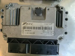Alfa Romeo MITO 1.4 TJET Motorsteuergerät  ECU Start Kit 51847196 0261S04409 - Bild 5