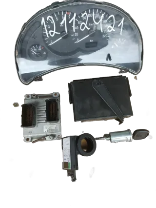 Opel Corsa C  Motorsteuergerät  Set 0261207423 26sa8096 - Bild 1
