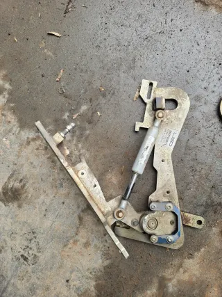 Flügeltür Schaniere Peugeot 206CC Links + Rechts - Bild 3