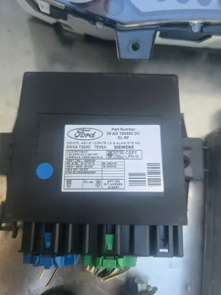 Original Ford Focus Mk1 Motorsteuergerät Satz 98AB-12A650-DAB - Bild 3