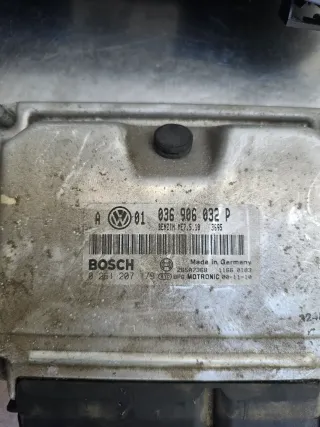 VW Golf IV 1.4 Motorsteuergerät Set Einspritzung 036906032P - Bild 3