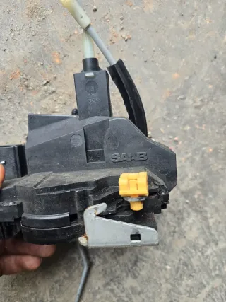 SAAB 9-3 Cabrio Facelift Türschloss vorne rechts 12759692 - Bild 2