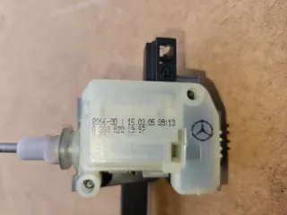 Stellmotor Tankklappe A2038201997 MERCEDES-BENZ C E Clk - Bild 2