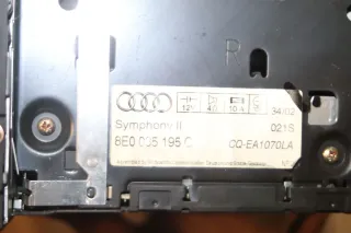Radio CD & Kassette (ohne Code) 8E0035195C Audi A4 8E B6 Original - Bild 2