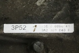 Getriebe Schaltgetriebe Audi A4 2.5 TDI 0A2300040F Bj´03 - Bild 5