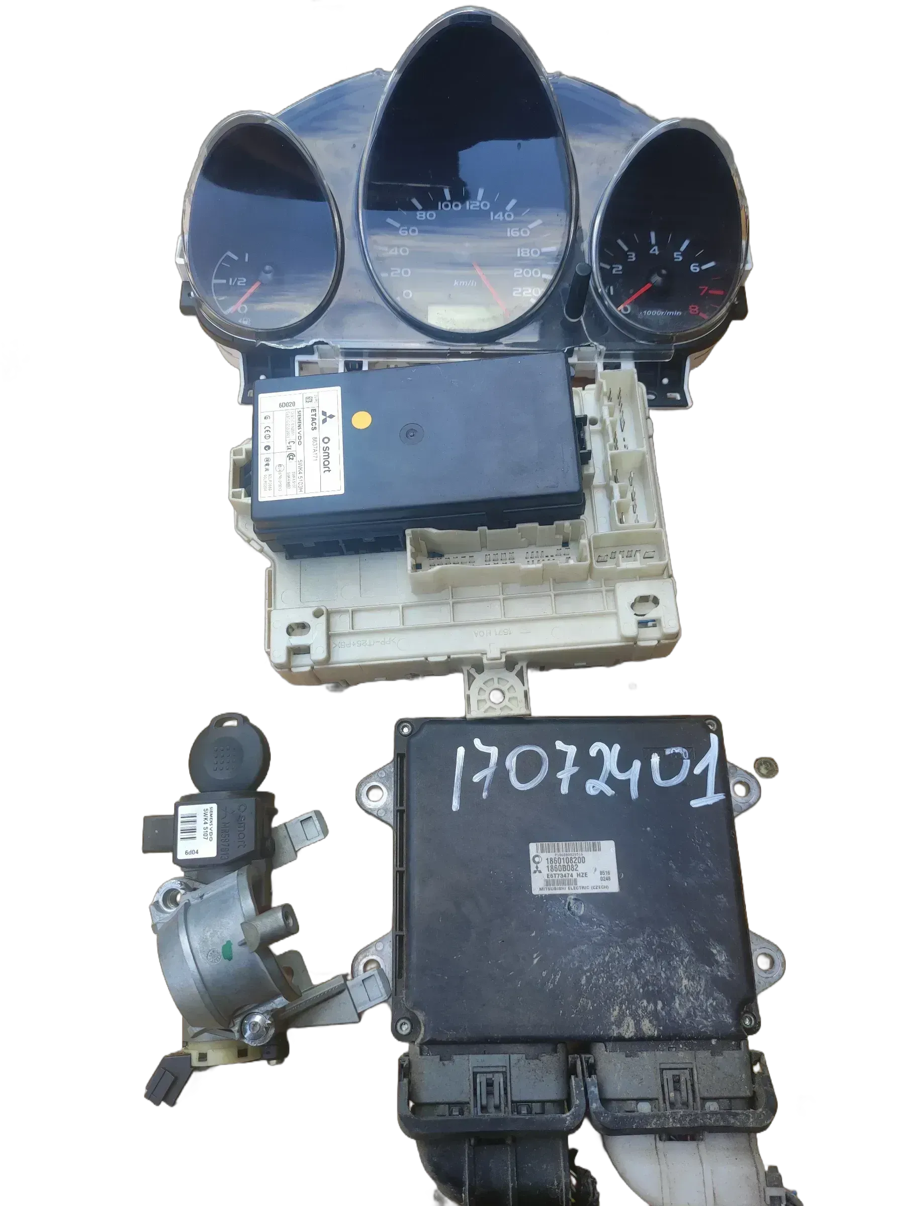 Original Mitsubishi Colt Cabrio Motorsteuergerät Set 1860B082 1860108200 - Bild 1