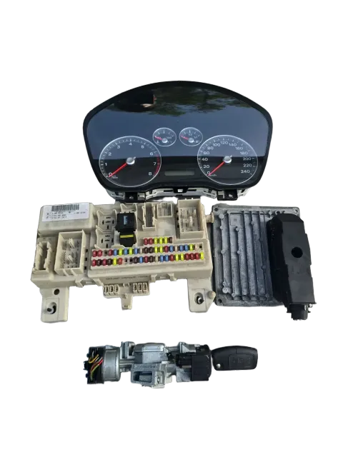 Background image for Motorsteuergerät Set Ford Focus C Max 1.6i 16V 85KW 116PS 5M5112A650HG