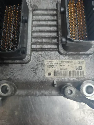Z10XEP Motorsteuergerät Satz 0261208393 Opel  Corsa 1.0 60PS - Bild 5
