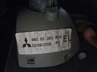 Orig. Mitsubishi Colt Cabrio CZC Rückleuchte Links Innen Heckklappe Rücklicht - Bild 2