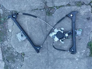 Mercedes Benz SLK-Klasse MB R170 Fensterheber Vorne Links Fahrerseite 0130821797 - Bild 1
