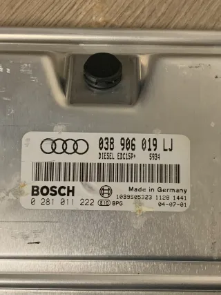 Original Audi A4 Diesel Steuergerät Set 038906019LJ - Bild 2