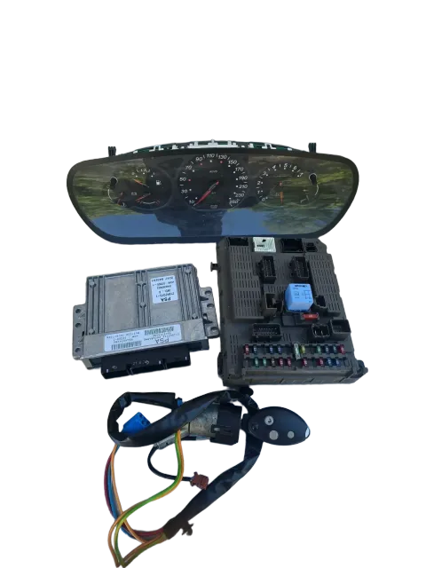 Background image for Citroen C5  Benzin Motorsteuergerät Set 9645715280 100kW