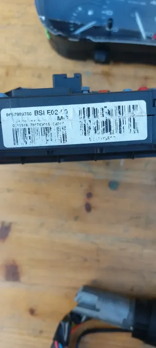 Peugeot 206 1,4 HDI 50kW 68PS Motorsteuergerät ECU Set 9664620780 0281012528 - Bild 3