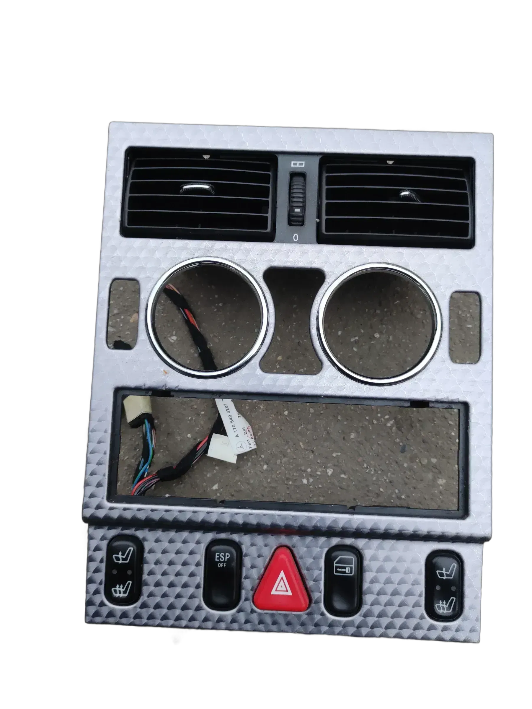 MERCEDES SLK Hazard Warnschalter Radio Verkleidung Abdeckung A1706802836 - Bild 1