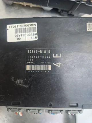 Subaru Justy Motorsteuergerät Satz 89560B1810 - Bild 4